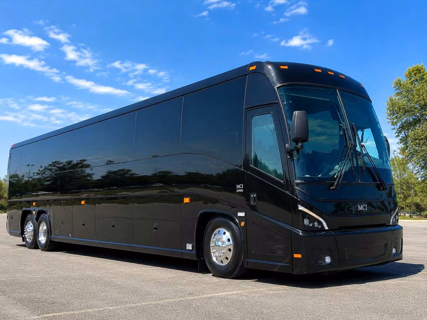tucson wedding guest shuttles that keep your big day running perfectly